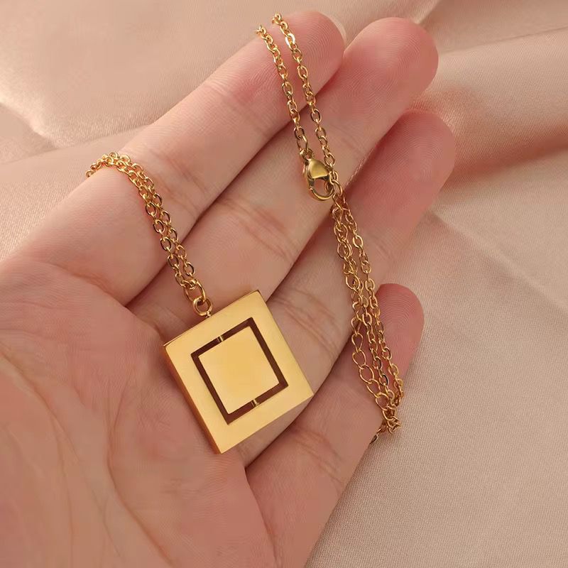 Colier- Signature Square